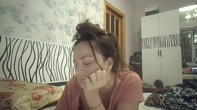 Snapshot of LindaStarS chatting on 30, 11, 2025 LindaStarS online show from 30, 11, 2025