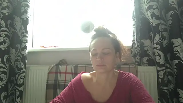 LindaStarS online show from 9, 4, 2026