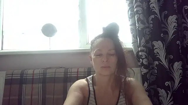 LindaStarS online show from 2, 4, 2026