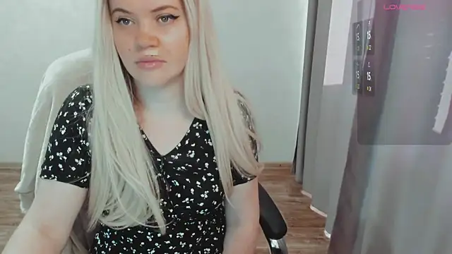 AllAboutLoveXx online show from 4, 2, 2026