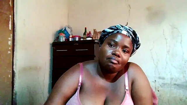 sexybigboobz online show from 4, 12, 2025