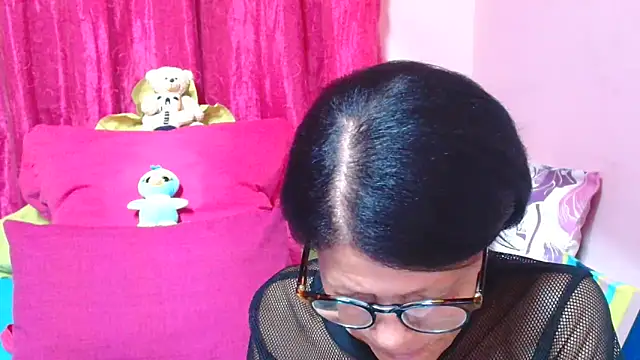 SLUTTYROXY online show from 4, 2, 2026