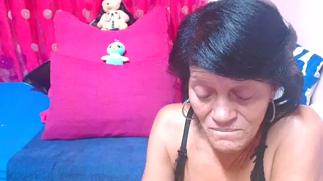 SLUTTYROXY online show from 9, 3, 2026