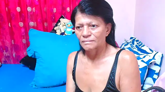 SLUTTYROXY online show from 17, 4, 2026