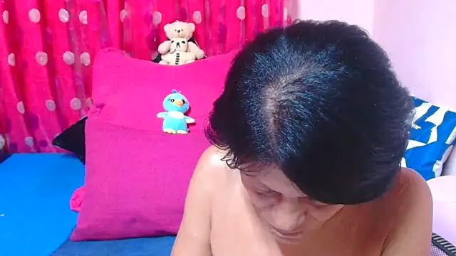 SLUTTYROXY online show from 10, 3, 2026