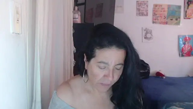 stefilove10 online show from 7, 4, 2026