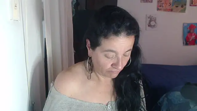 stefilove10 online show from 10, 2, 2026