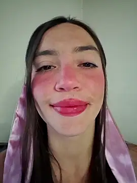 Snapshot of loveuu-bae chatting on 31, 10, 2025 loveuu-bae online show from 31, 10, 2025