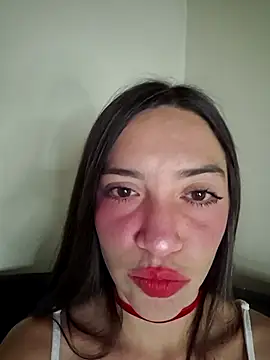 Snapshot of loveuu-bae chatting on 3, 6, 2026 loveuu-bae online show from 3, 6, 2026