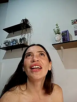 loveuu-bae online show from 6, 3, 2025