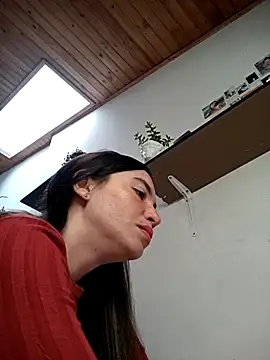 loveuu-bae online show from 5, 3, 2025