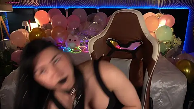 EmilyCandyy online show from 27, 6, 2026