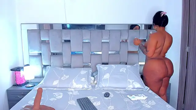 Cammiila online show from 21, 12, 2025