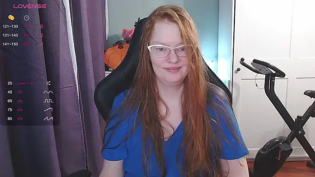 Snapshot of Lady_Inari chatting on 25, 10, 2025 Lady Inari online show from 25, 10, 2025