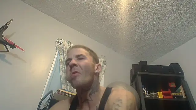 Snapshot of McNasty816 chatting on 30, 10, 2025 McNasty816 online show from 30, 10, 2025