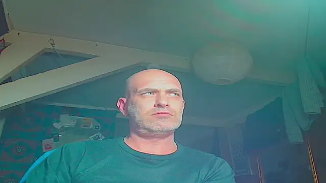 maxhard77 online show from 13, 5, 2026