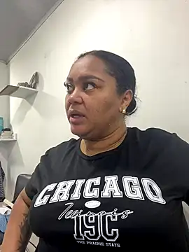 yanza2002 online show from 16, 10, 2025