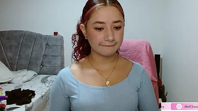 abril love2 online show from 30, 1, 2025