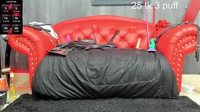 Snapshot of Liittledolly chatting on 2, 6, 2026 Liittledolly online show from 2, 6, 2026
