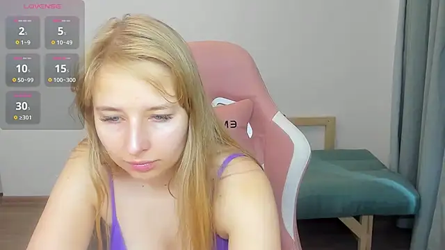 Snapshot of Jessy_Ginger chatting on 9, 9, 2025 Jessy Ginger online show from 9, 9, 2025