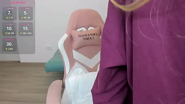 Snapshot of Jessy_Ginger chatting on 12, 1, 2025 Jessy Ginger online show from 12, 1, 2025