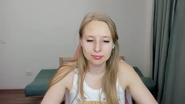 Snapshot of Jessy_Ginger chatting on 14, 3, 2025 Jessy Ginger online show from 14, 3, 2025