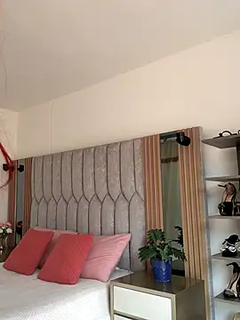 Snapshot of LINDA_PATTY94 chatting on 14, 10, 2025 LINDA PATTY94 online show from 14, 10, 2025