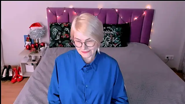 sabrinamacmarren online show from 10, 1, 2026