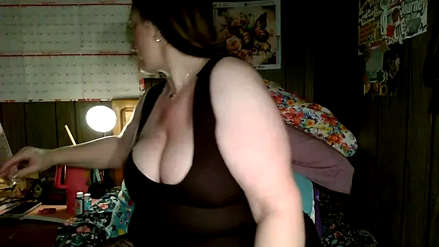 Snapshot of Sugartits112178 chatting on 14, 5, 2026 Sugartits112178 online show from 14, 5, 2026