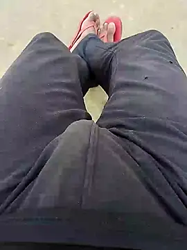 Snapshot of bigh96dik chatting on 3, 12, 2024 bigh96dik online show from 3, 12, 2024