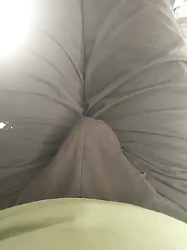 Snapshot of bigh96dik chatting on 6, 11, 2025 bigh96dik online show from 6, 11, 2025