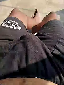 Snapshot of bigh96dik chatting on 6, 12, 2024 bigh96dik online show from 6, 12, 2024