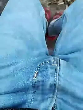 Snapshot of bigh96dik chatting on 27, 12, 2024 bigh96dik online show from 27, 12, 2024