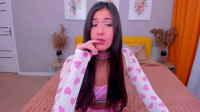 MiaSilkX online show from 17, 2, 2026