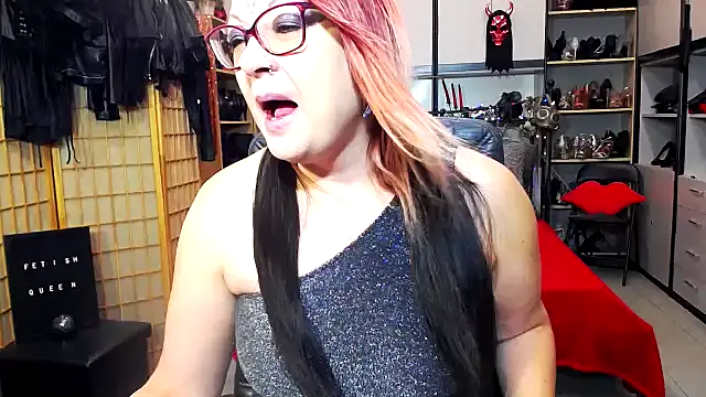 LindaDaemonX online show from 2, 12, 2025