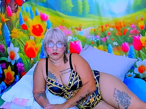 Snapshot of indianroxy chatting on 16, 6, 2026 indianroxy online show from 16, 6, 2026