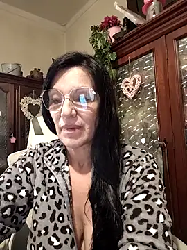 Snapshot of Melmamalhuda@xh chatting on 6, 5, 2026 Melmamalhudaxh online show from 6, 5, 2026