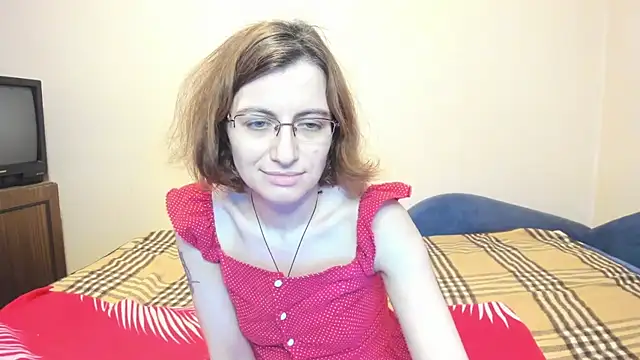 MarilynDream online show from 1, 2, 2025