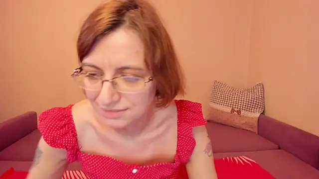 Snapshot of MarilynDream chatting on 18, 5, 2026 MarilynDream online show from 18, 5, 2026