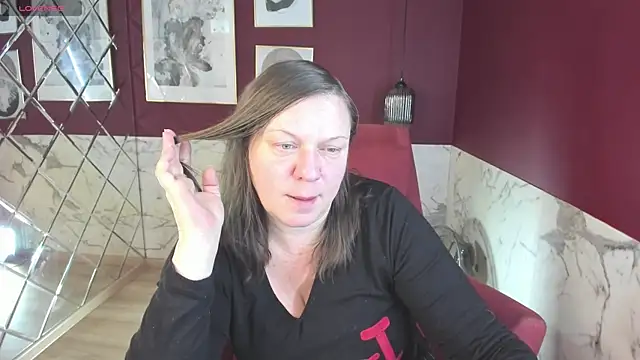 KellyPerfection online show from 18, 12, 2025