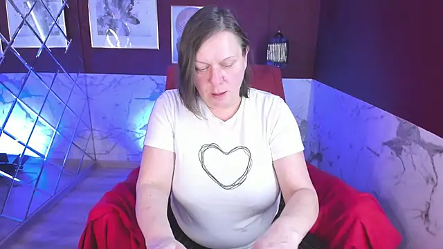 KellyPerfection online show from 18, 3, 2025