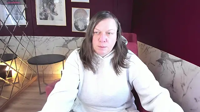 KellyPerfection online show from 2, 4, 2026