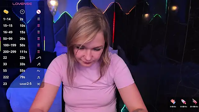 Snapshot of BellaDreamy chatting on 17, 10, 2025 BellaDreamy online show from 17, 10, 2025