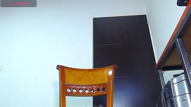 ashelymalefica online show from 18, 5, 2026