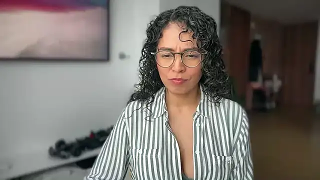 illaroom online show from 3, 2, 2026