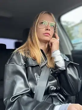 AnastasiaAniess online show from 2, 11, 2025