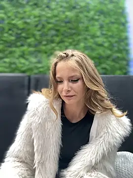 AnastasiaAniess online show from 4, 10, 2025