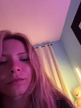 AnastasiaAniess online show from 2, 4, 2026