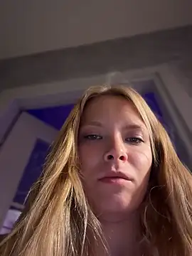 AnastasiaAniess online show from 9, 5, 2026
