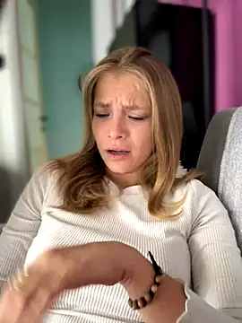 AnastasiaAniess online show from 3, 10, 2025